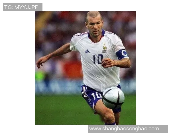 历史十大足球巨星排名盘点 这些传奇球员究竟是谁引领了足球的辉煌岁月